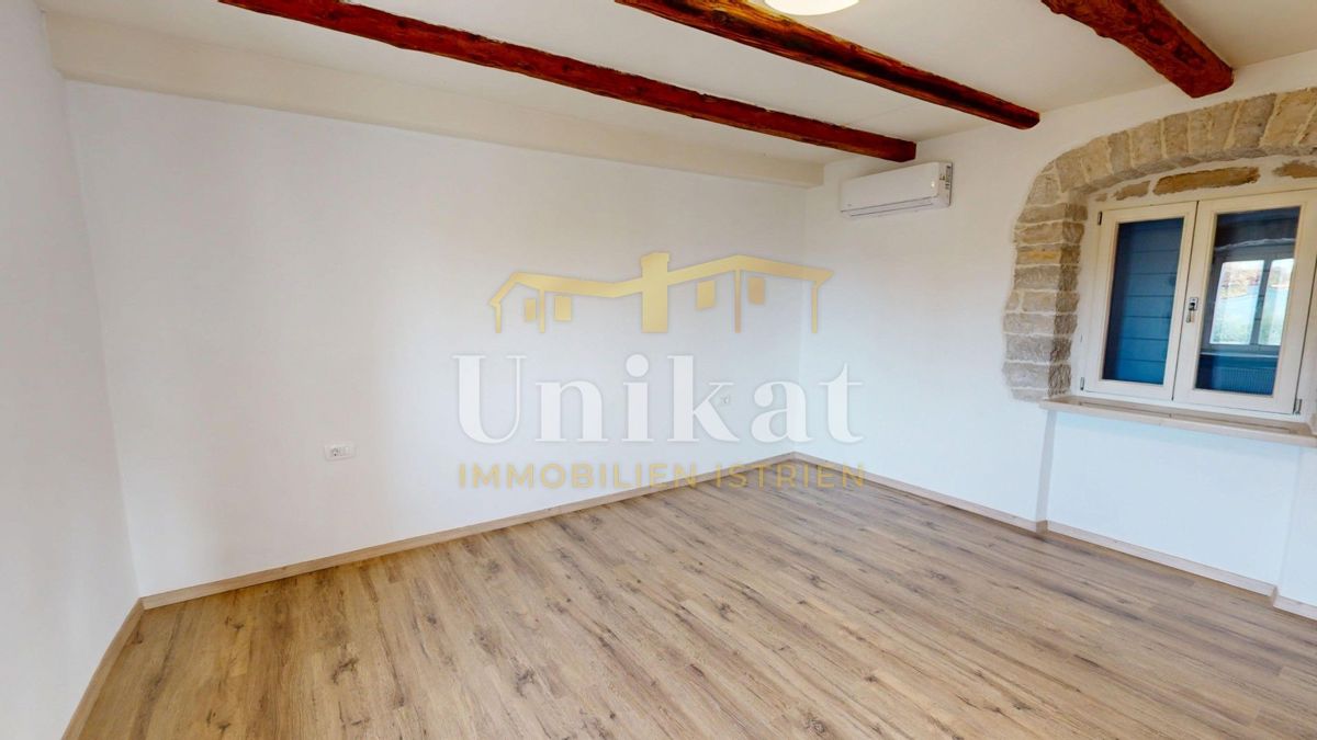 Dvojna kuća con garage e ampio giardino